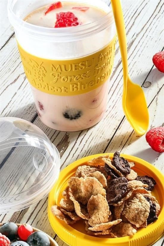 GENEL® Taken Go Kapaklı Kaşıklı Pratik Taşınabilir Meyveli Yoğurt Kabı