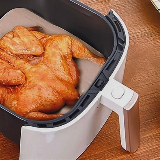 50 Adet Air Fryer Pişirme Kağıdı Tek Kullanımlık Yağ Su Geçirmez Yapışmaz Deliksiz Düz Kare Model - UcuzaGeliyor