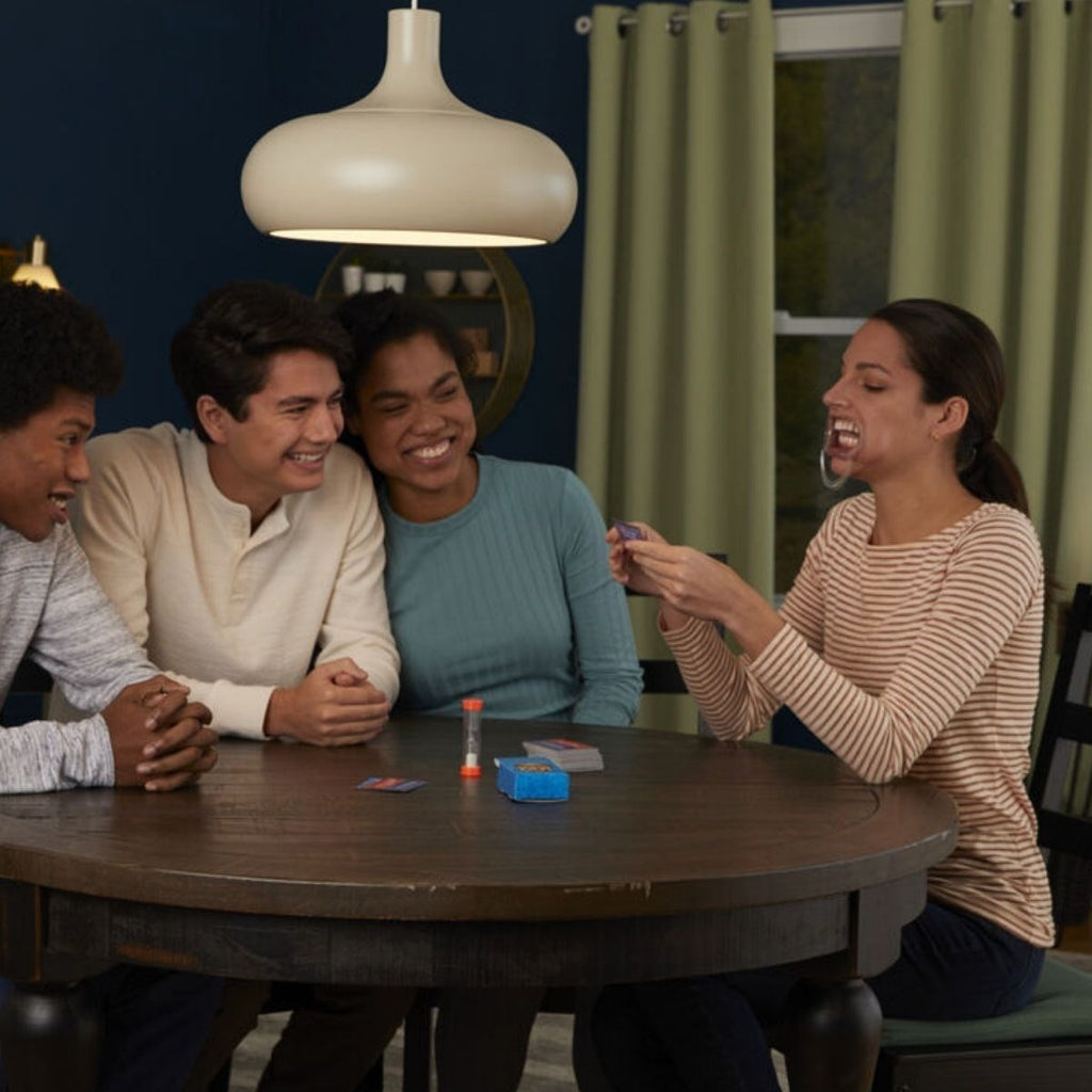 GENEL® Konuş Bakalım Oyunu Söyle Bakalım Oyunu Bol Kahkahalı Aile Kutu Oyunu Kum Saatli