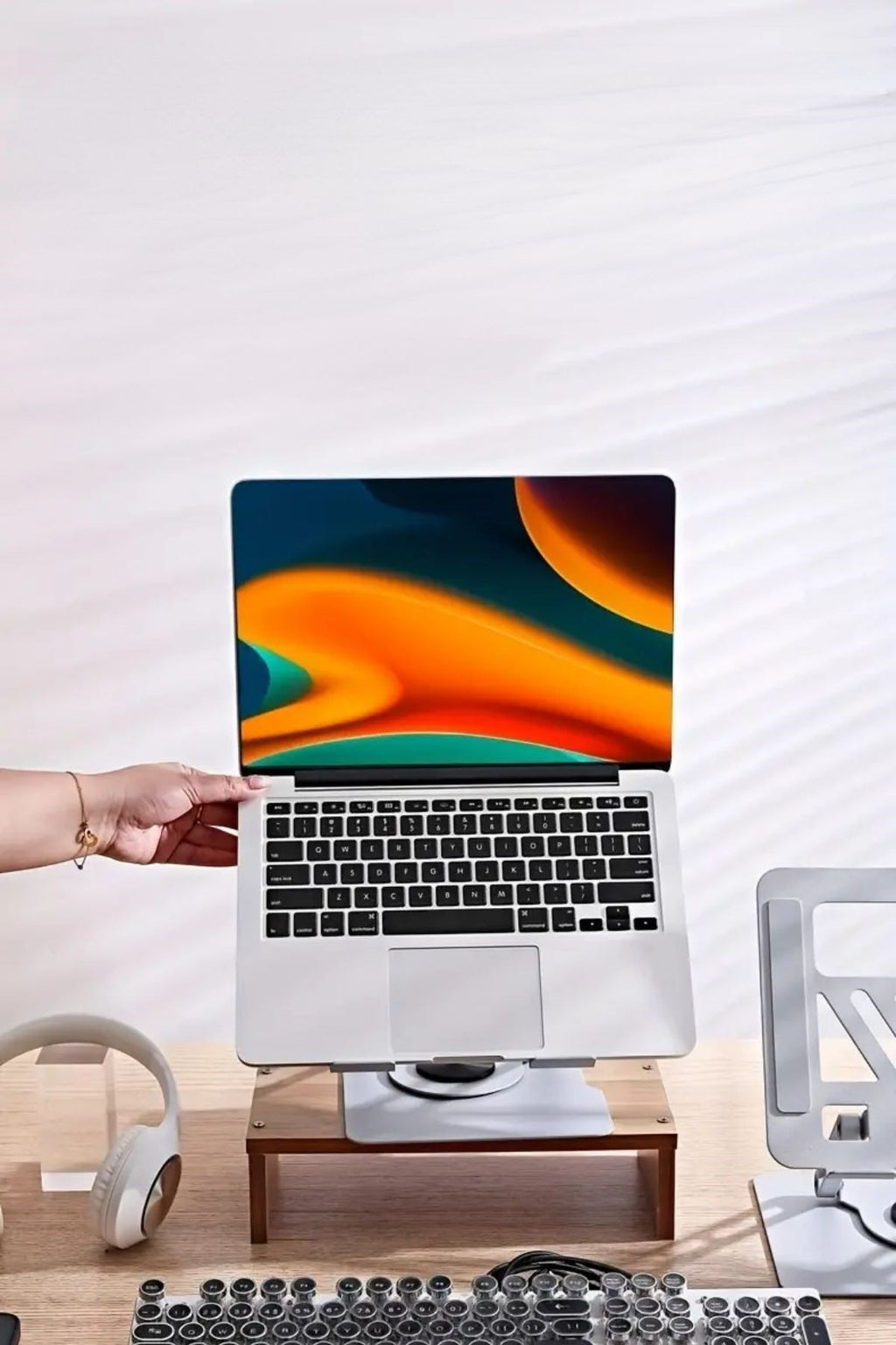 BUFFER® 360 Derece Dönebilen Hava Aldıran Laptop Standı