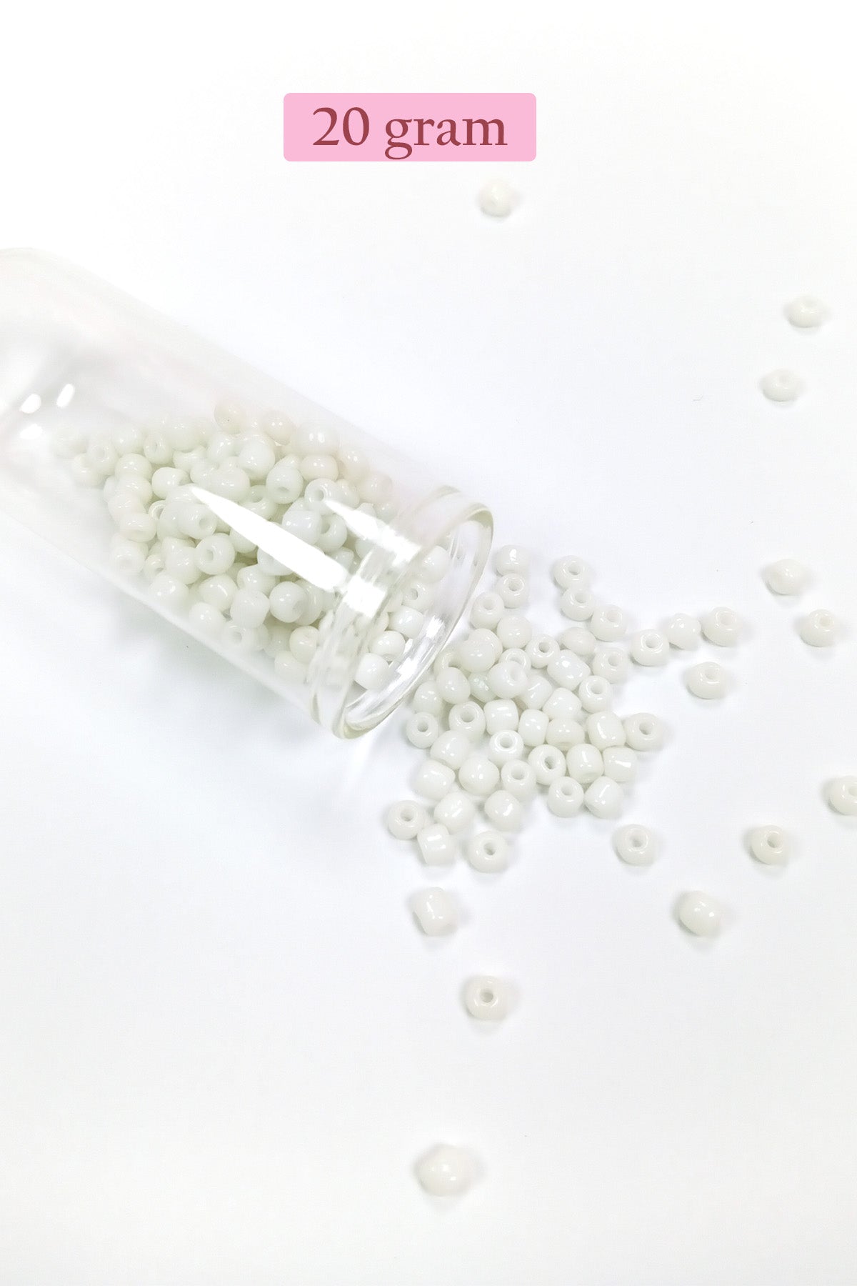 Dökme Cam Kum Boncuk Büyük Boy (6/0) 4 mm - 20 Gram - Beyaz - BNC075