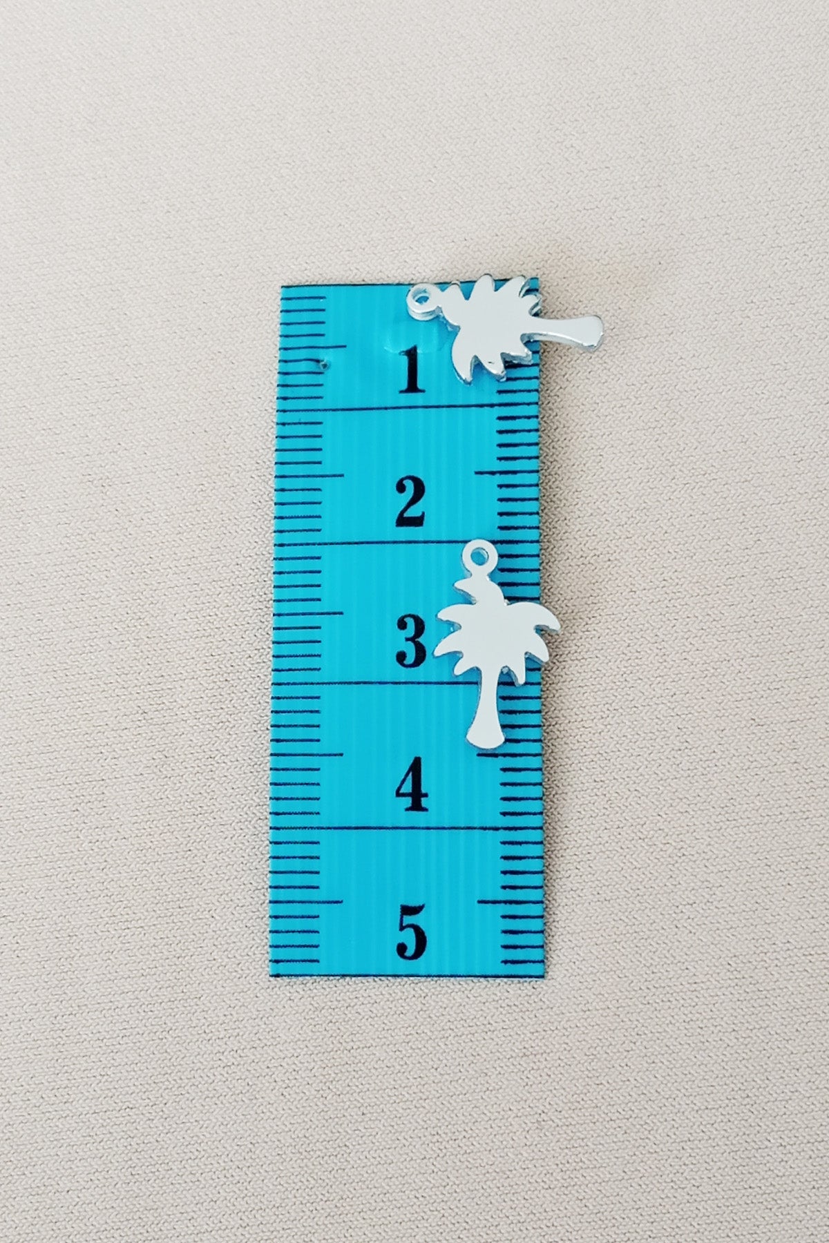 Oya Abiye Bileklik Kolye Pleksi Metalik Plastik Pul Gümüş Renk 8 gram 90 adet - BNC506