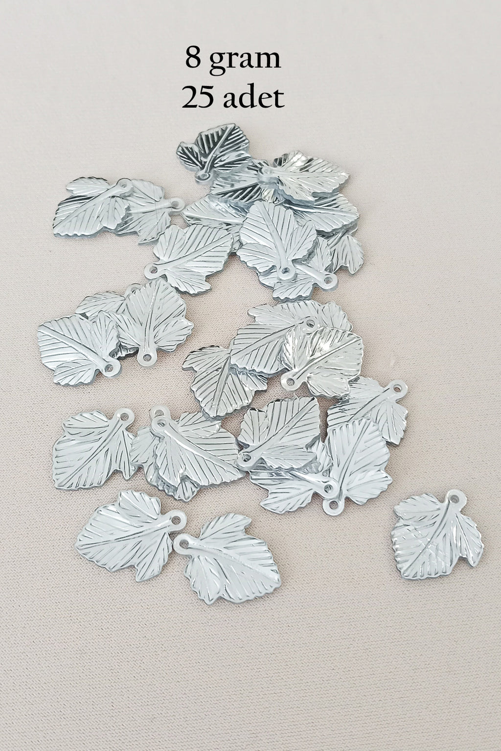 Oya Abiye Bileklik Kolye Pleksi Metalik Plastik Pul Gümüş Renk 8 gram 25 adet - BNC522