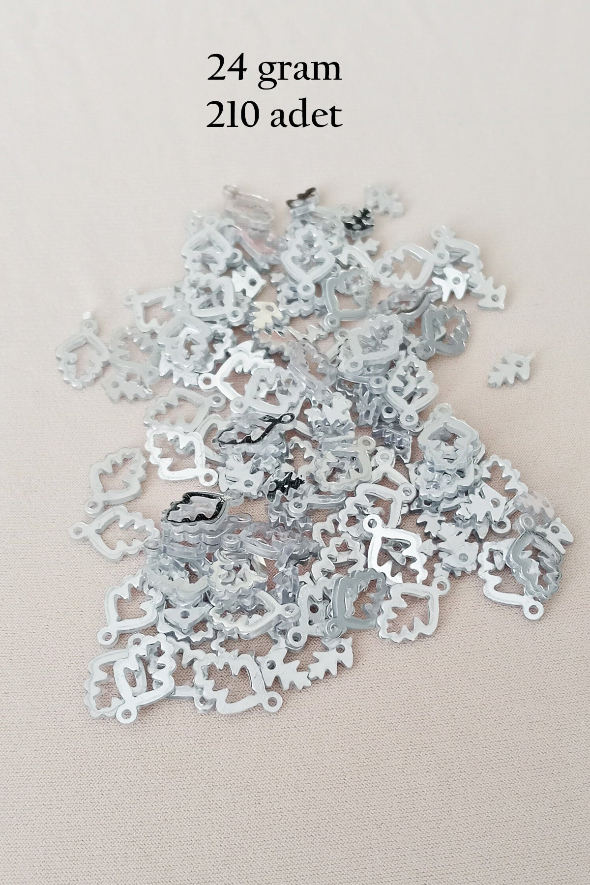 Oya Abiye Bileklik Kolye Pleksi Metalik Plastik Pul Gümüş Renk 24 gram 210 adet - BNC573