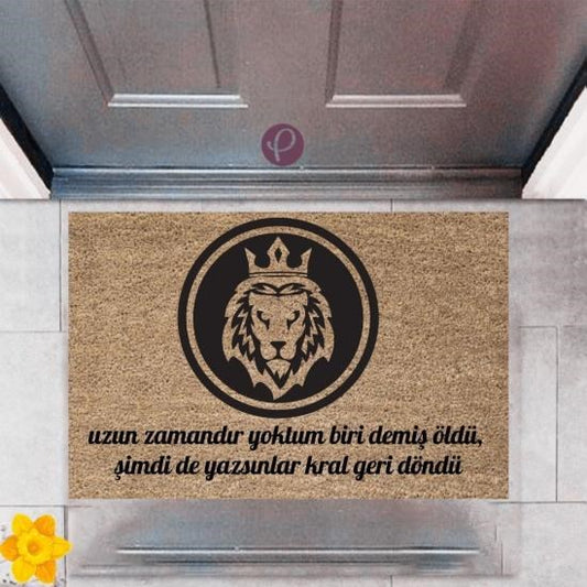 Kapı Önü Paspası Dekoratif Dijital Baskı Kral Geri Döndü P-2380 - UcuzaGeliyor